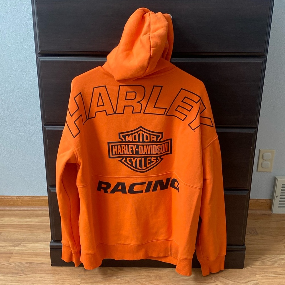 Large Harley Davidson zip up sweatshirt, like brand new.